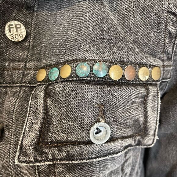 Vintage Free People Heart Studded Charcoal/Black Denim Jacket - Picture 9 of 11